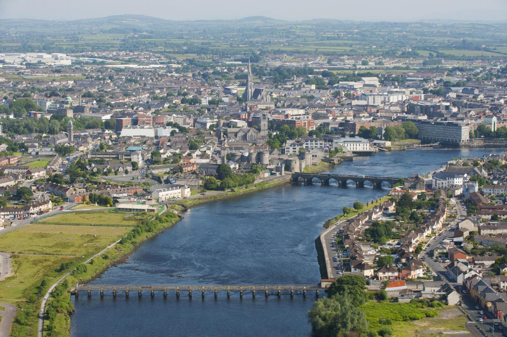 Limerick River Shannon Aeriel View 3000x1996 (L.ie)